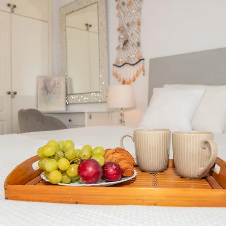 Angel Wings Ocean View Апартаменты Адехе