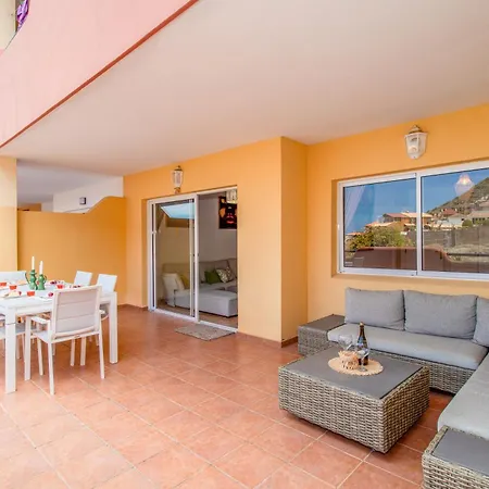 Апартаменти Angel Wings Ocean View Адехе