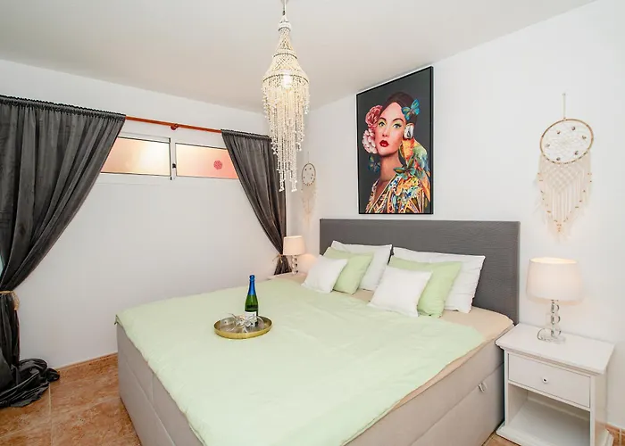 Angel Wings Ocean View * Адехе