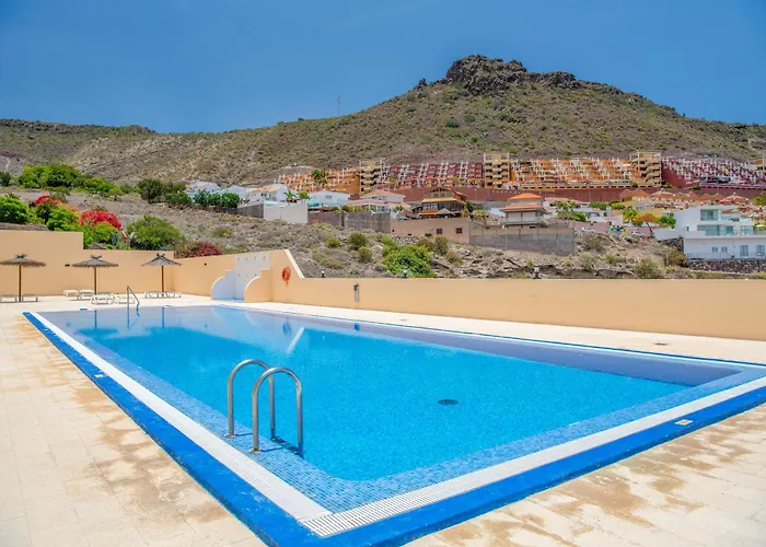 Angel Wings Ocean View Апартаменти *