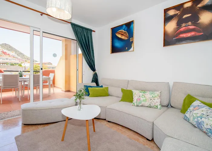 Angel Wings Ocean View Apartment